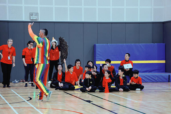 学生集会 - 首次学院活动,南通惠立学校